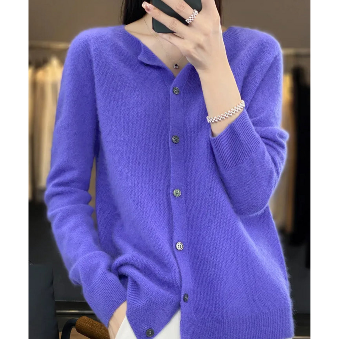 Katharina | Damen Strickjacke mit klassischer Knopfleiste