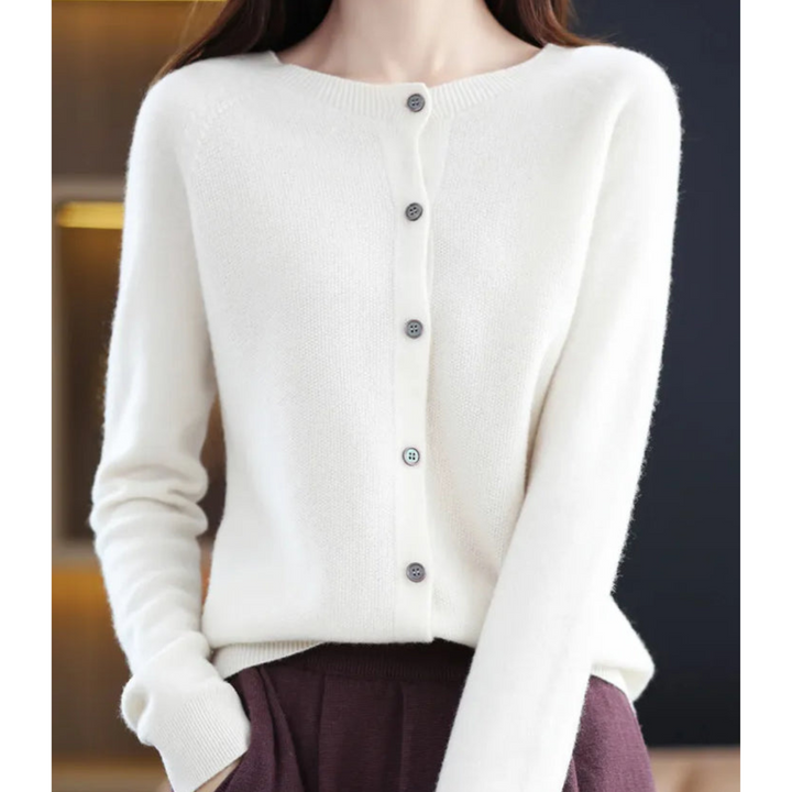 Katharina | Damen Strickjacke mit klassischer Knopfleiste