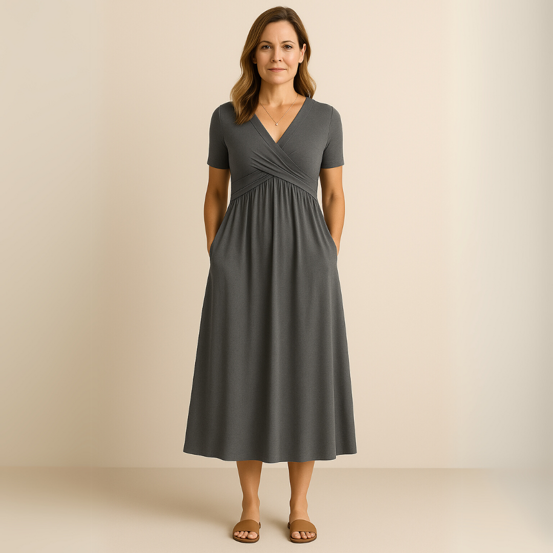 Frida | Elegant Midikjole med Korte Ermer