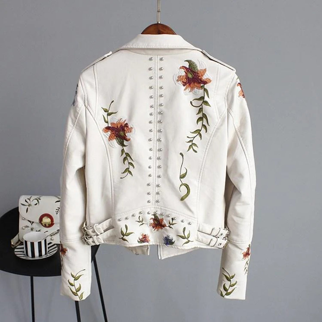 Monika | Brodert Jakke med Elegant Stil