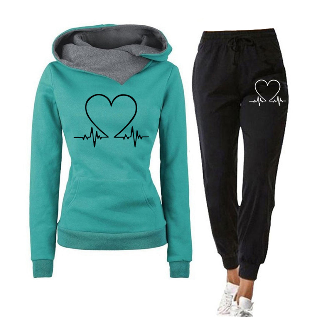 Carolin | Damen Hoodie- und Jogginghose-Set mit Herzschlagmotiv
