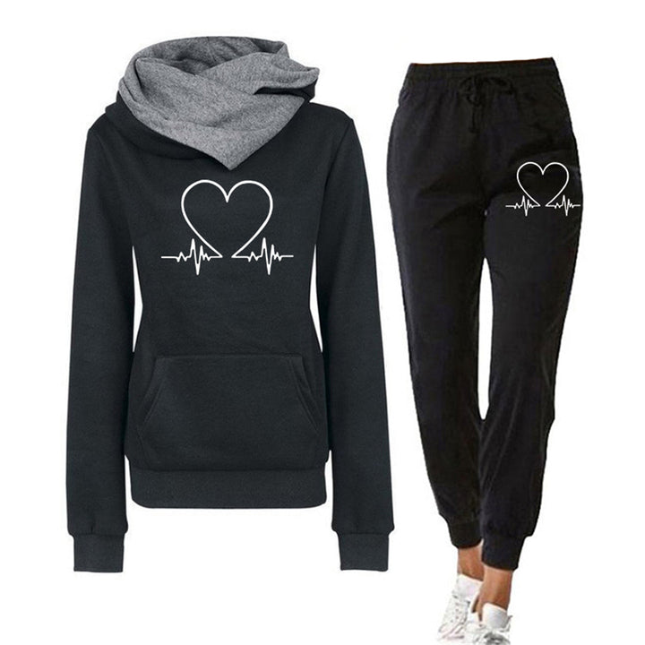 Carolin | Damen Hoodie- und Jogginghose-Set mit Herzschlagmotiv