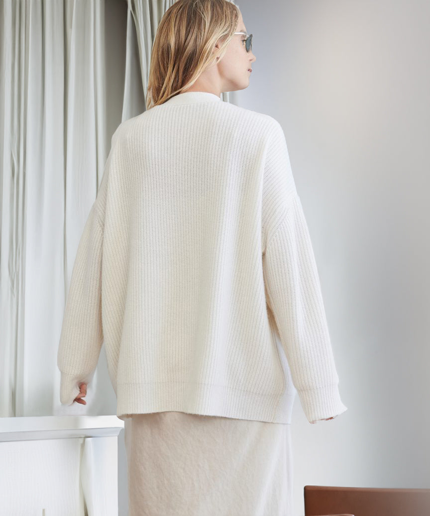 Johanna | Damen Oversized Strickjacke mit Knöpfen