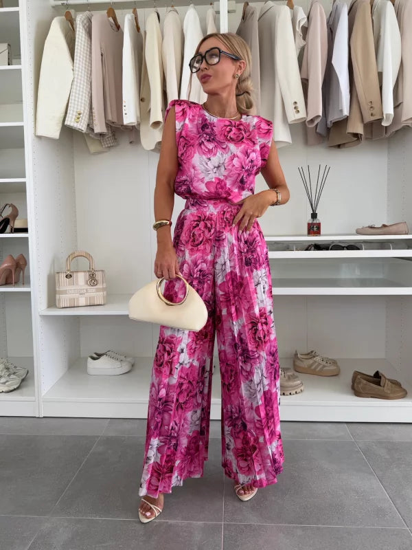 Annette | Stilfullt Dame Sett med Plisserte Bukser og Topp