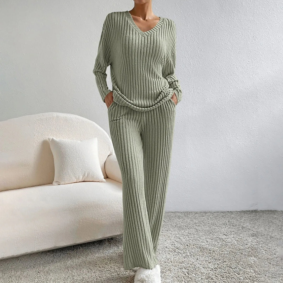 Karina | Stilig strikkesett for kvinner
