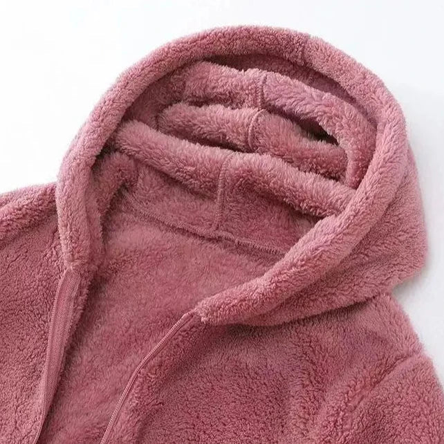 Emma | Damen Winter-Kuschelige Kapuzenjacke mit Reißverschluss
