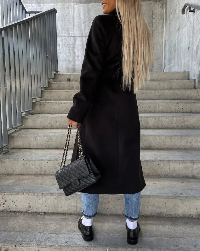 Ingvild | Elegant Dame Dobbelt­radet Lang Kåpe
