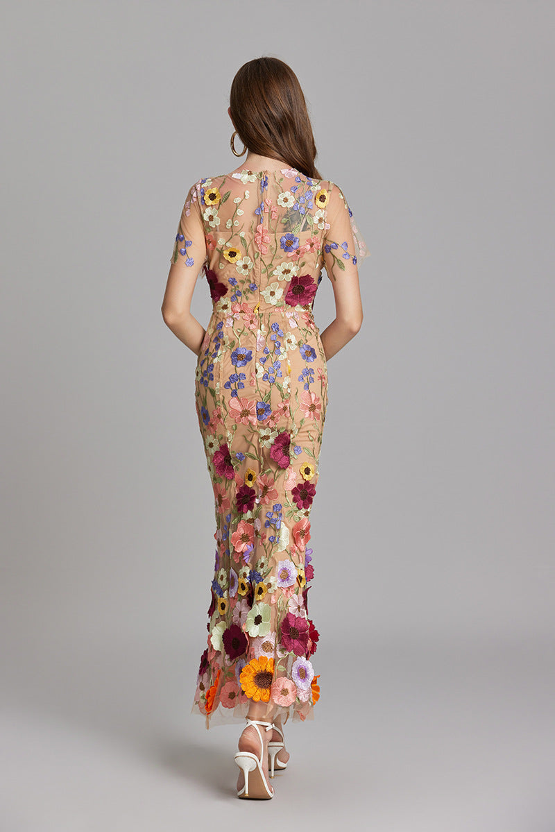 Verena | Damen Transparentes Maxikleid mit Blumenstickerei