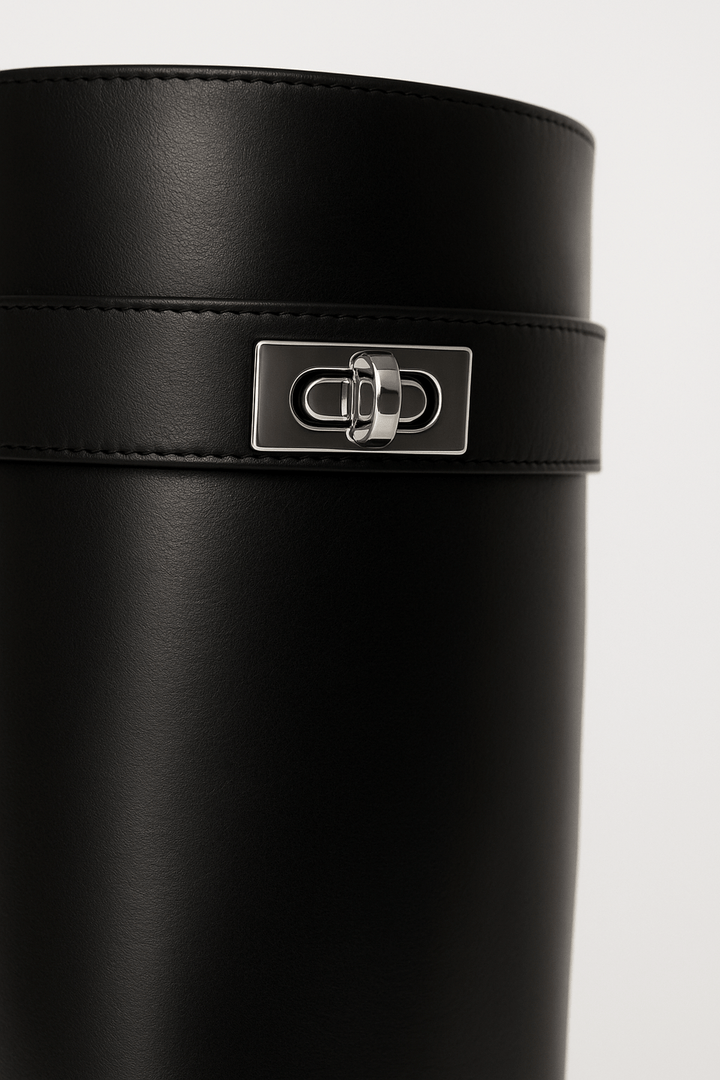 Felicia | Damen Elegante Stiefel mit Keilabsatz und spitzer Schuhspitze