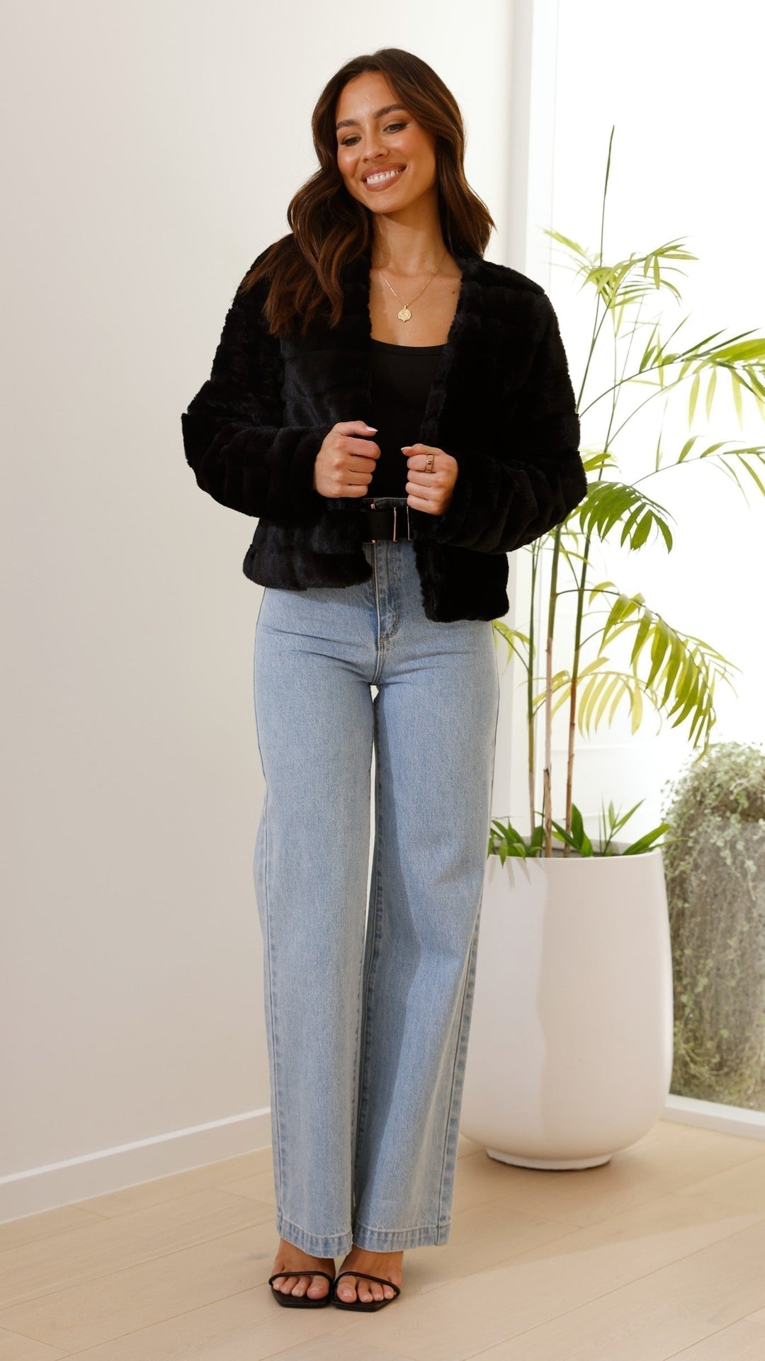 Emilia | Damen Kurze Freizeitjacke mit offenem Frontdesign