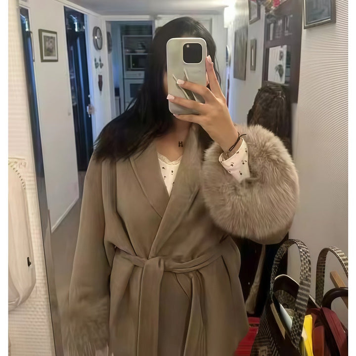 Daniela | Damenmantel mit Gürtel und Kunstfellärmeln