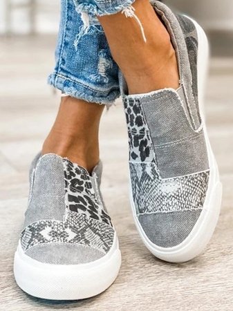 Maria | Damen Sneaker mit niedrigem Schaft und Patch-Design