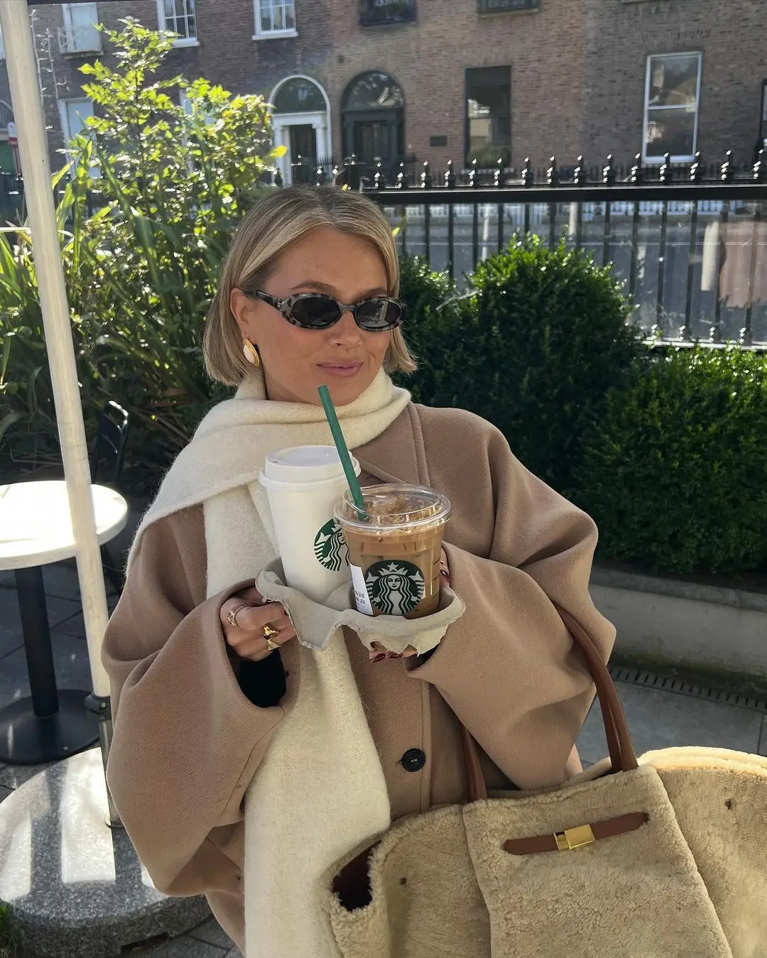 Gabriela | Damen Oversized Gerade Geschnittener Wintermantel